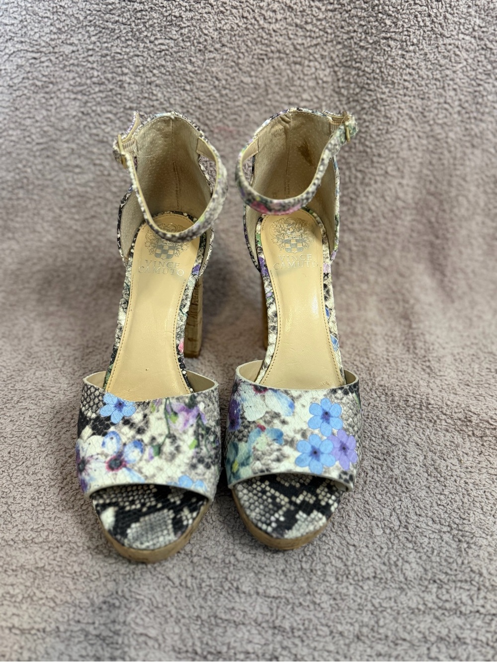 Vince Camuto Floral Snakeskin Platform Heels Size 9